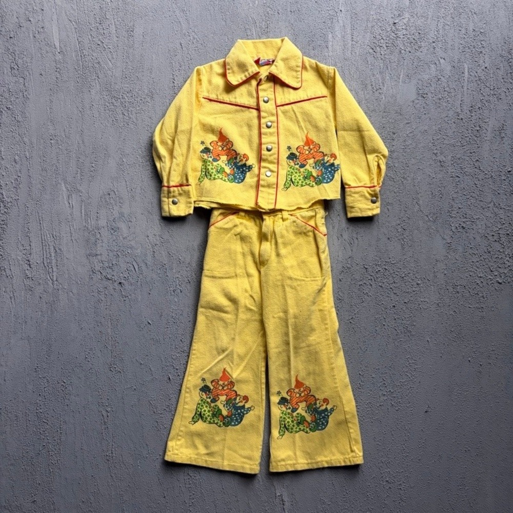 Vintage Galerie Collection Clown Kids Set Yellow 1970s Western